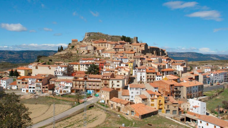 Qué ver y qué hacer en Culla: un viaje al pasado entre montañas